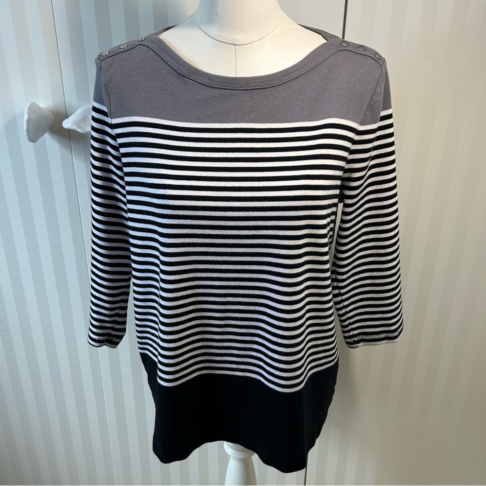 Croft & Barrow gray white black striped color block shoulder buttons sweater XL
